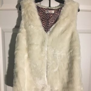 White H&M fur vest