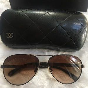 Authentic Chanel aviator sunglasses with case