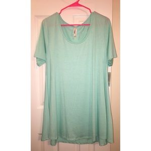 NWT LuLaRoe Perfect T