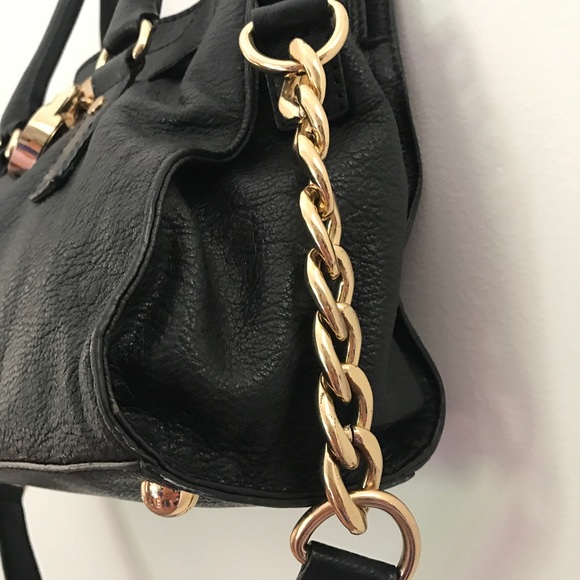 Michael Kors handbag black with gold hardware - Picture 3 of 7