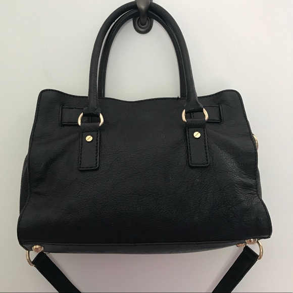 Michael Kors handbag black with gold hardware - Picture 4 of 7