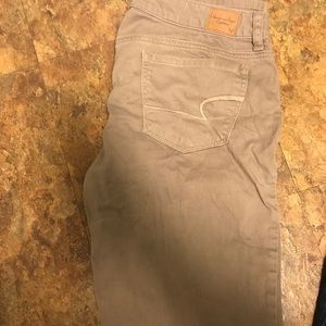 Light brown jeans - great for fall