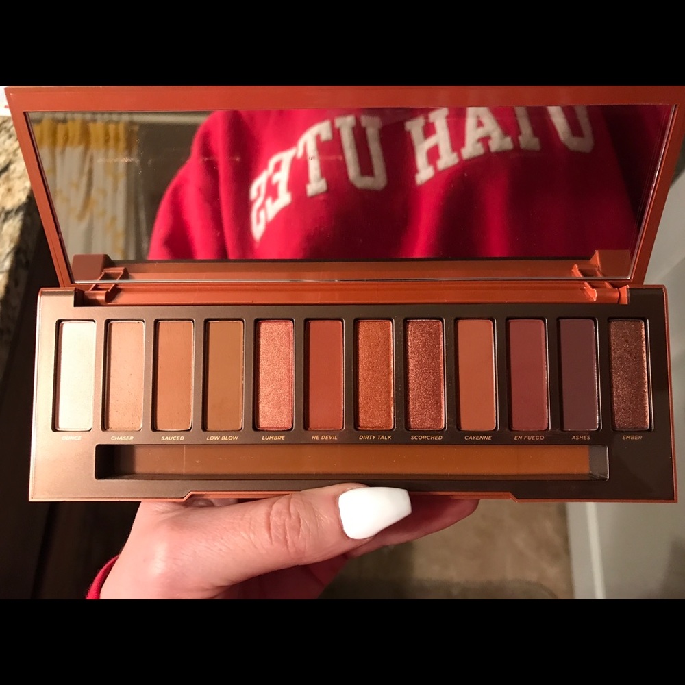 Urban Decay heat palette