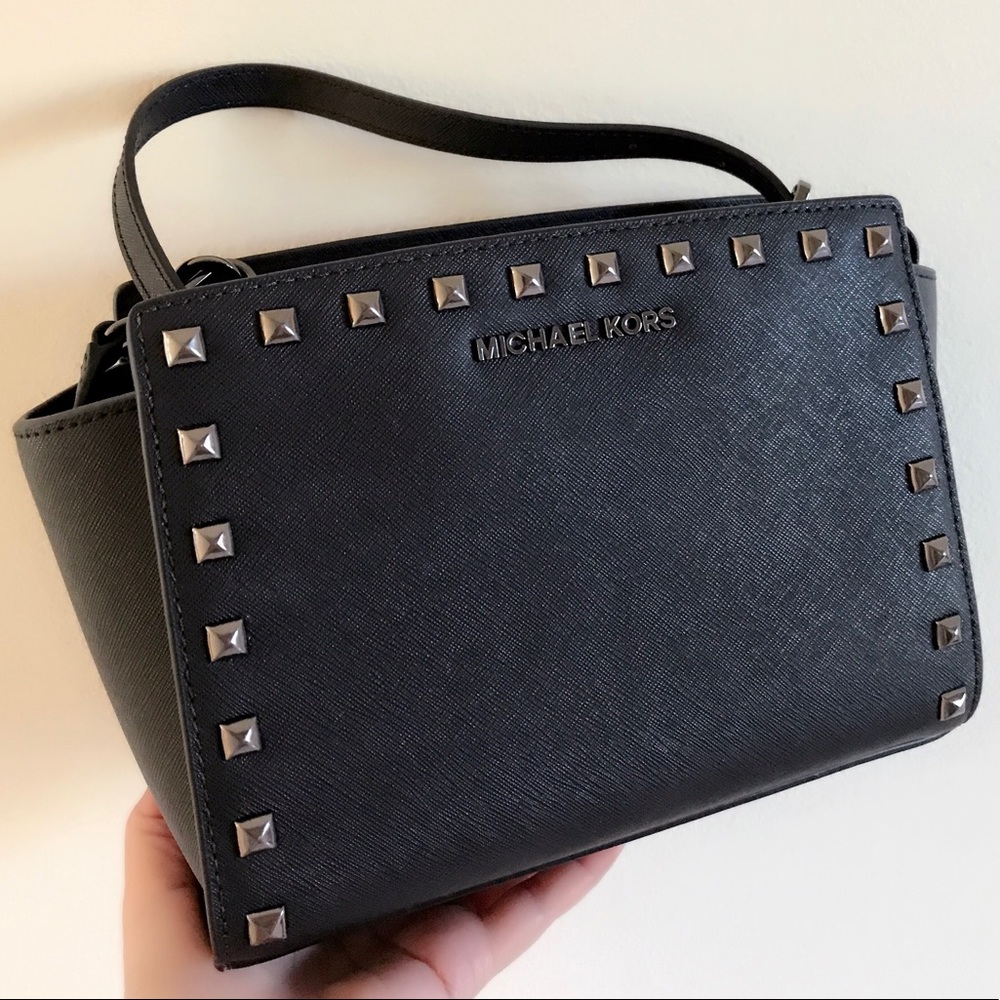 NWT Michael Kors Selma Stud Leather Messenger Bag
