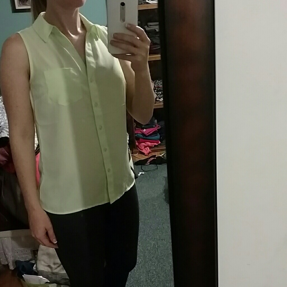 BOGO 50% Ashton sleeveless blouse light lime green