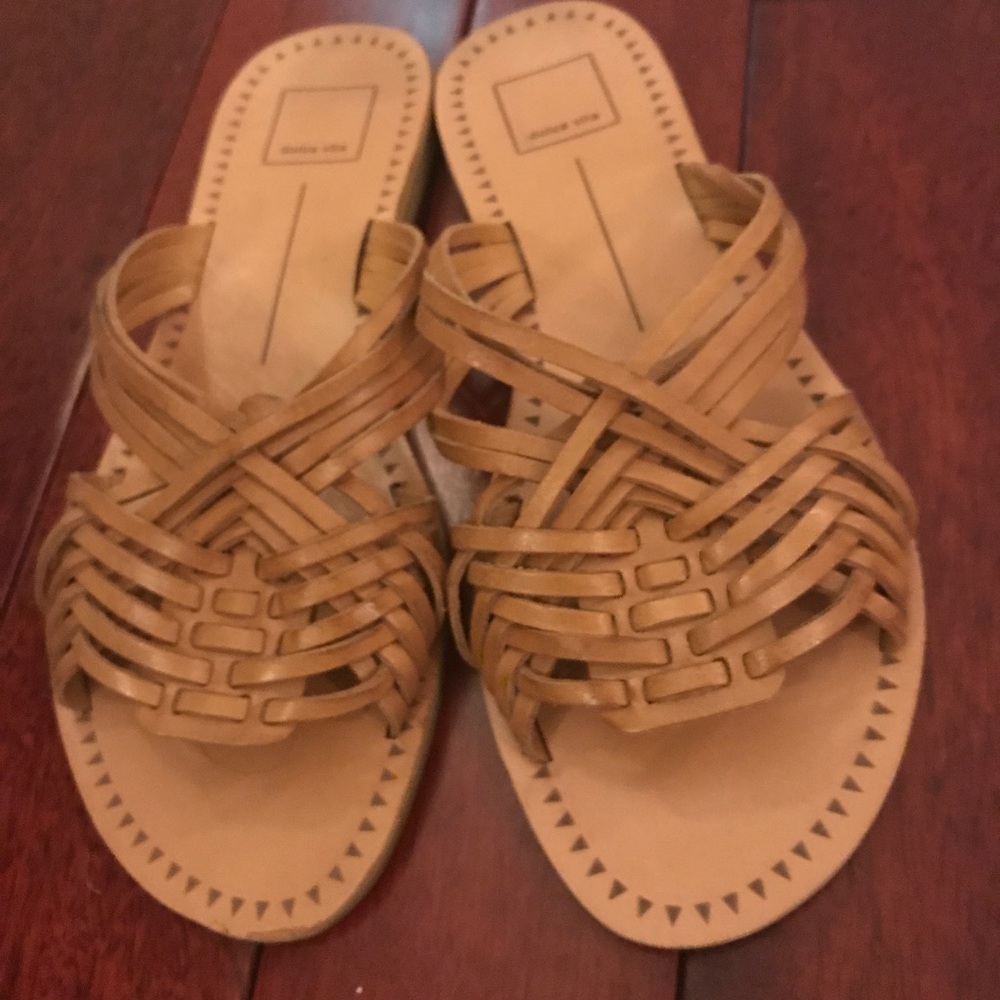 Sandals flats