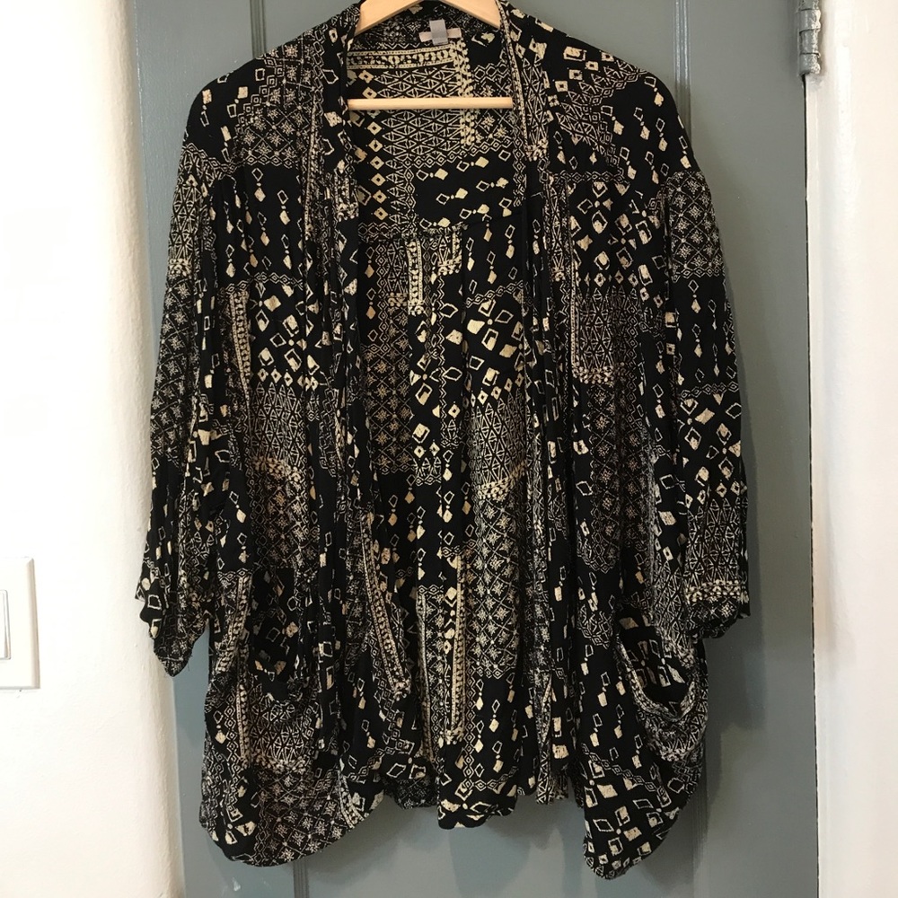 Ecoté Kimono Shall from Urban Outfitters