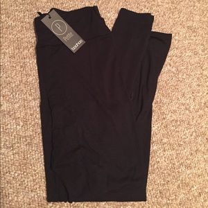 NWT Petite high waisted black leggings