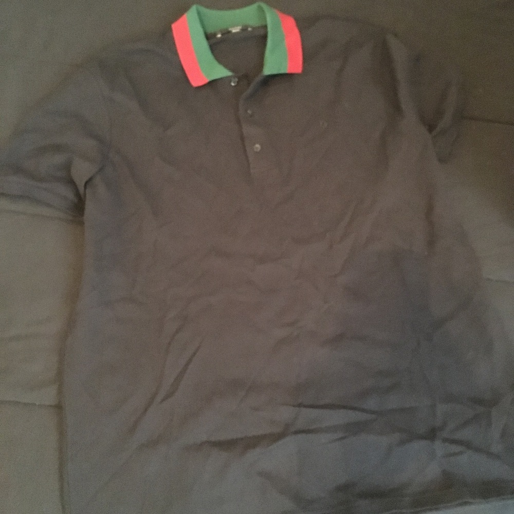 Men's Gucci black solid polo super nice