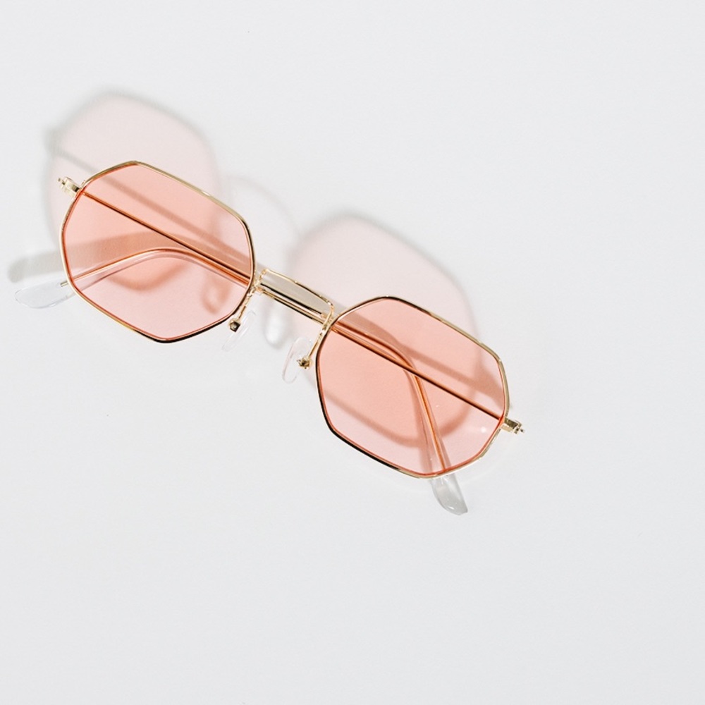 Vintage pink sun glasses