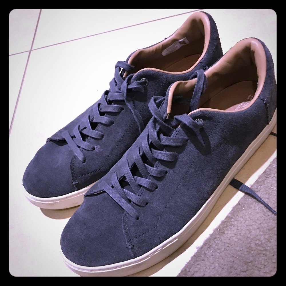 Toms size 11.5