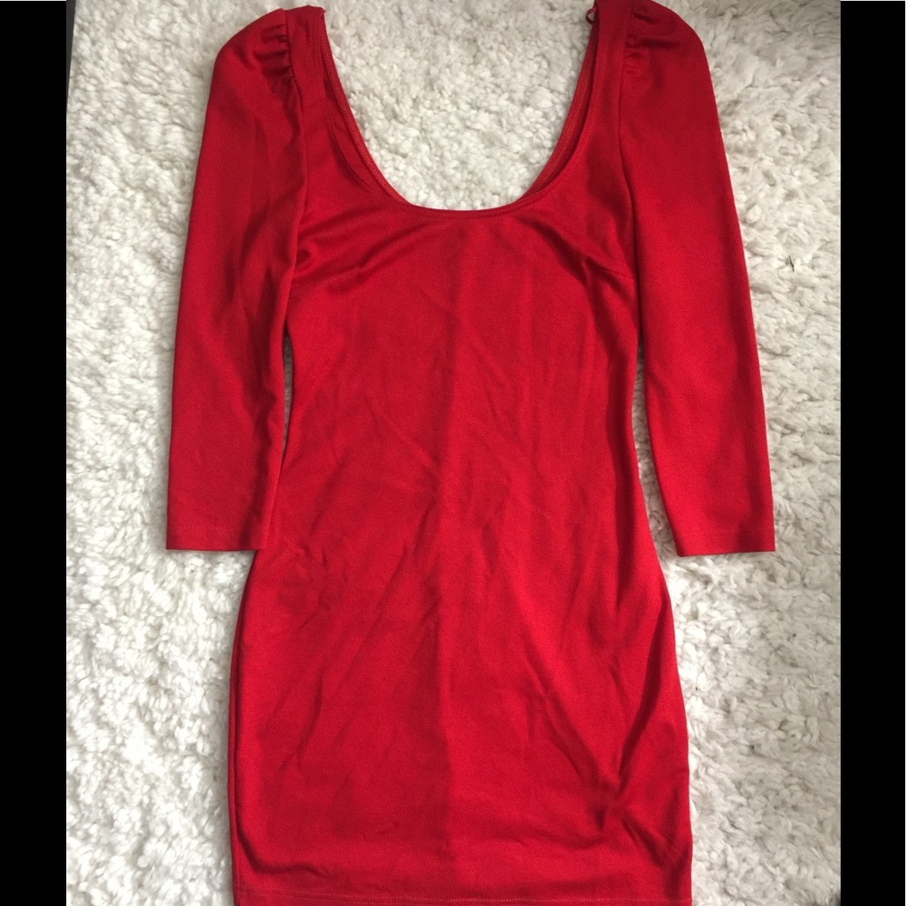 Red mid sleeve bodycon dress