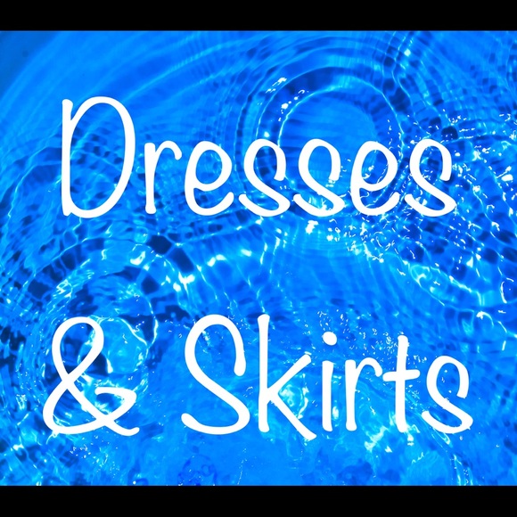 Dresses - Picture 2 of 2