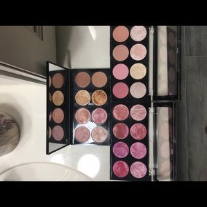 Makeup Revolution Blush Bundle