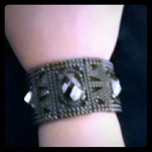 Cuff bracelet