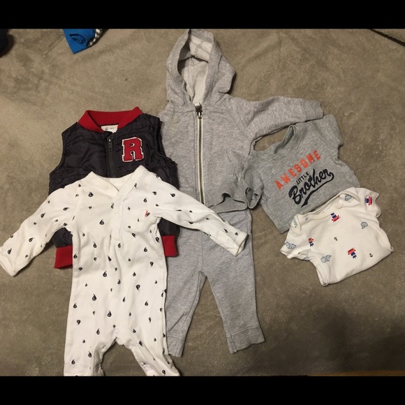 Newborn Clothes! - Picture 3 of 3