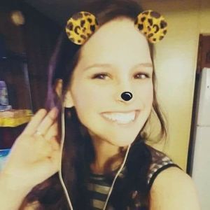 Meet your Posher, Carli rae