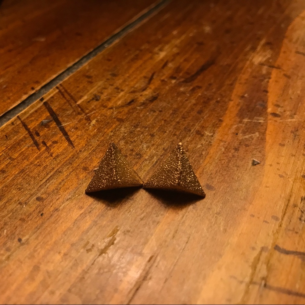 Gold triangle studs