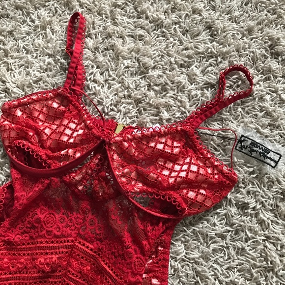 New For Love & Lemons Etienne Lace Bodysuit - Picture 5 of 7