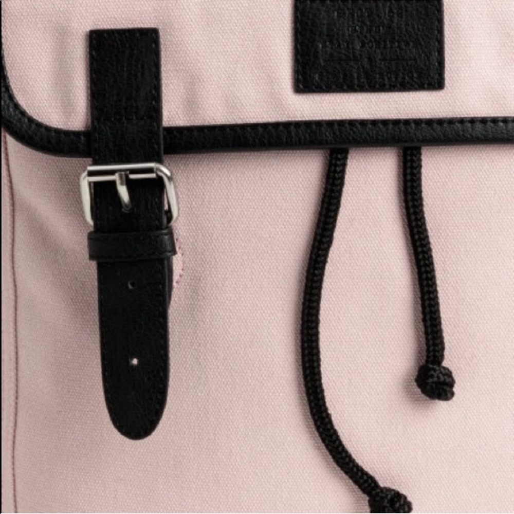 Pink backpack! - Picture 3 of 3