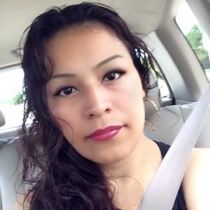 Meet your Posher, Ofelia