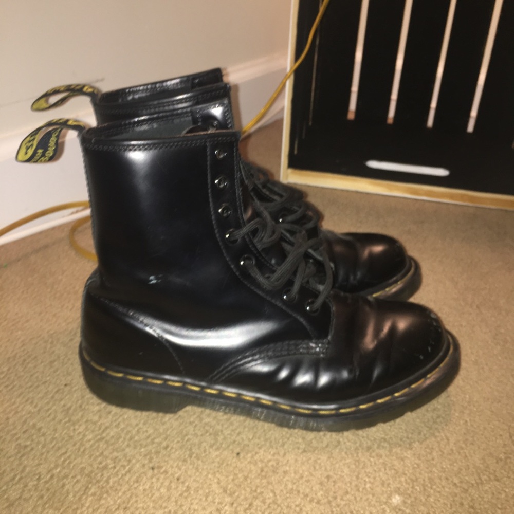 womens doc martens