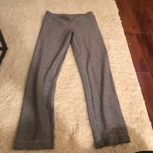 Lululemon crop leggings wonder under