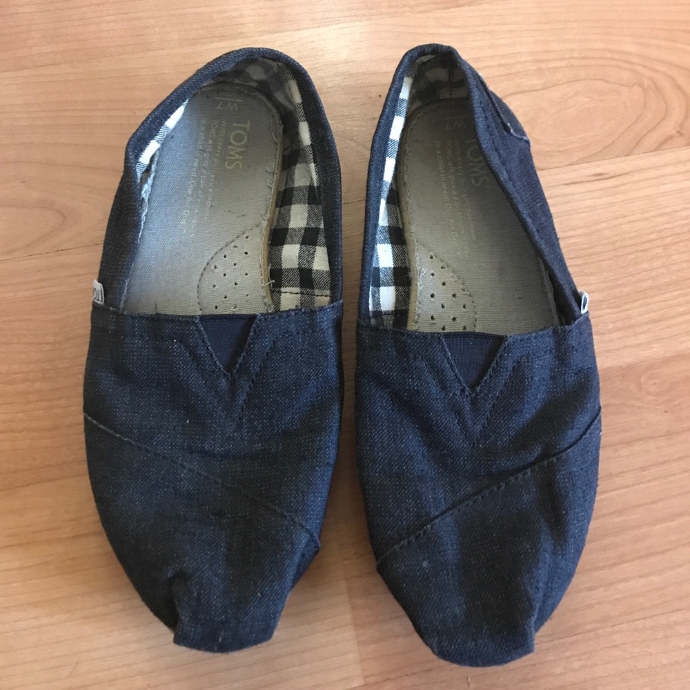 ❌SOLD❌ Tom's Slip on