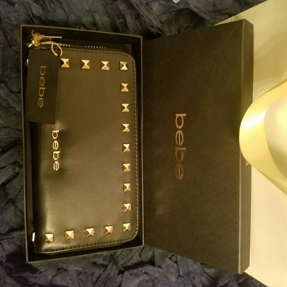 ITEM SOLD!!Bebe new in box wallet