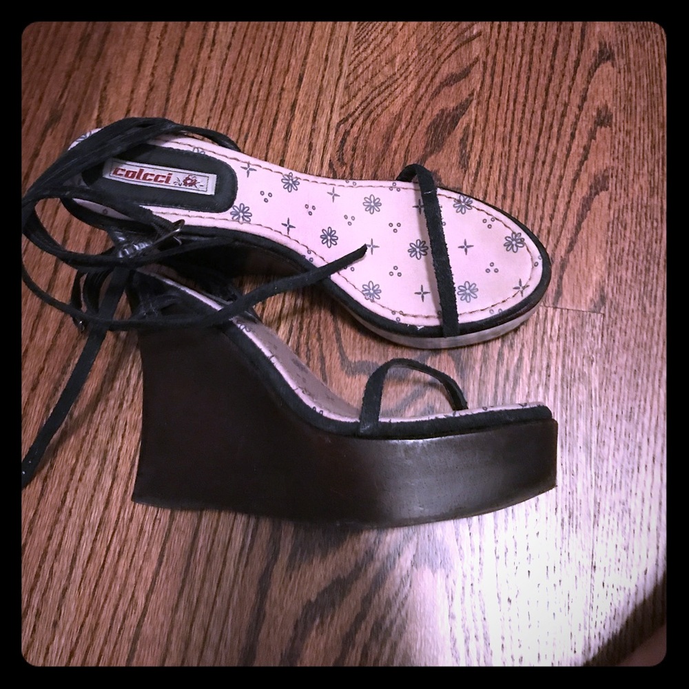 Platform sandals