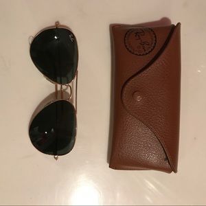 Ray-Ban classic aviators