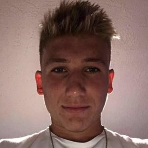 Meet your Posher, Aaron