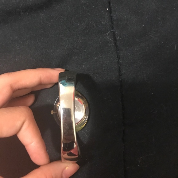 Watch - Picture 3 of 4