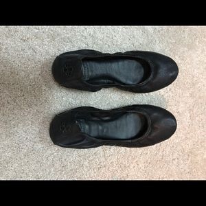 AUTHENTIC Tory Burch flats