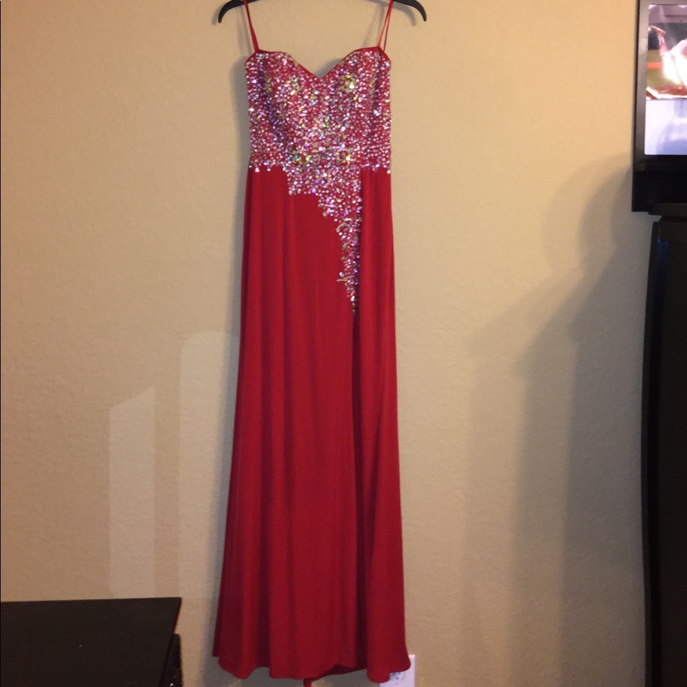 Cute FORMAL/PROM dress