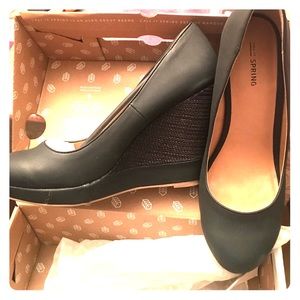 Brand new black wedges!!!! Size 11 super comfy NEW