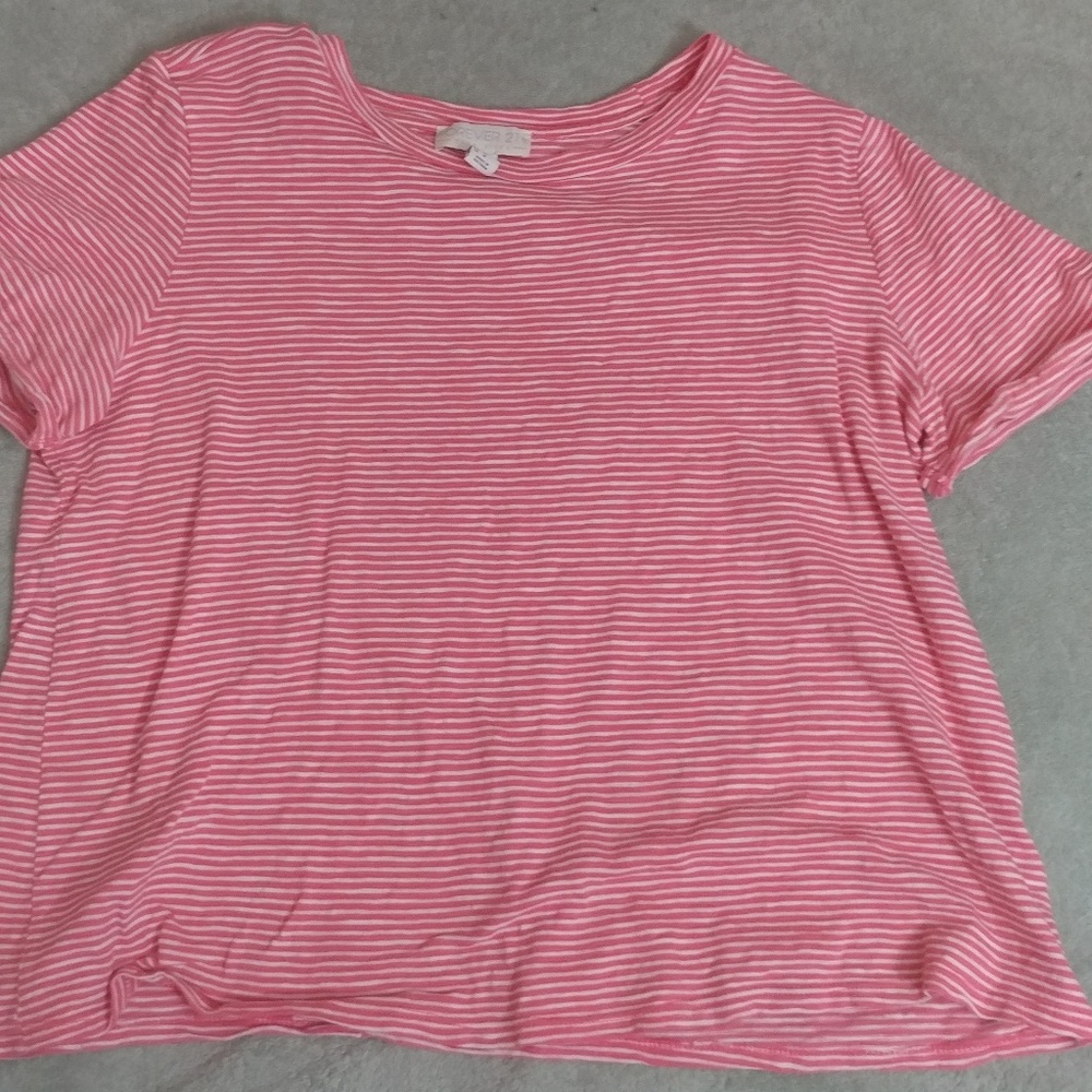 Forever 21 white and red stripped t shirt