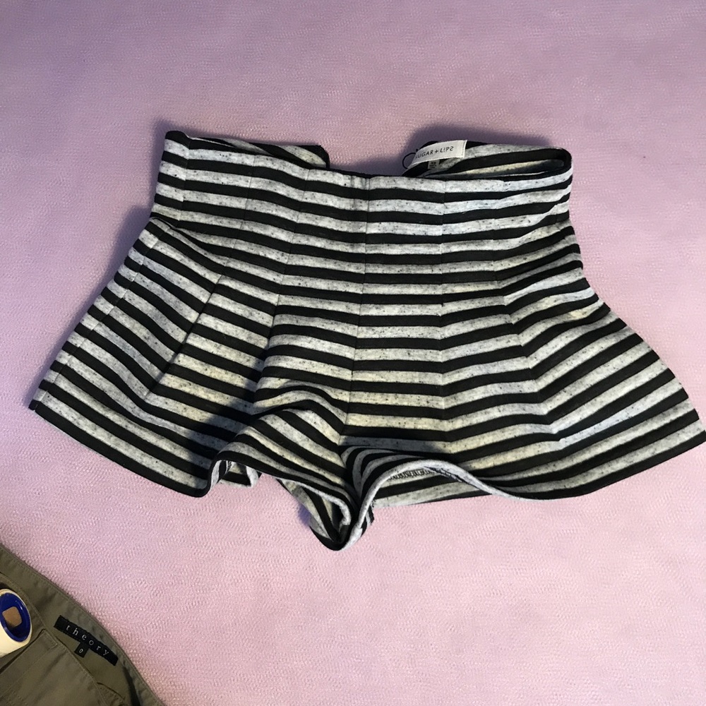 💜 SugarLips Striped Romper Shorts Sz Xs