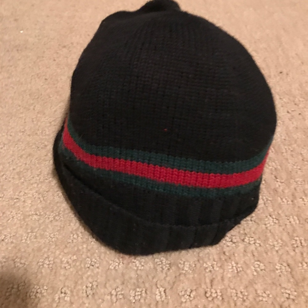 Black Red and Green Gucci Knit Cap (Medium)