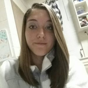 Meet your Posher, Michaela