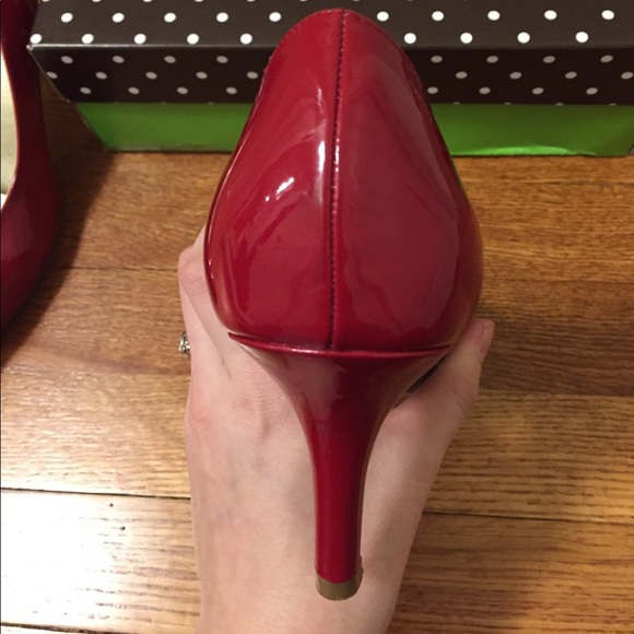 Red heels - Picture 8 of 8