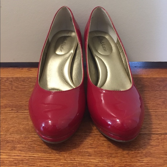 Red heels - Picture 4 of 8