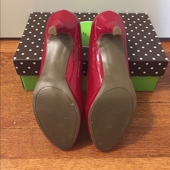 Red heels - Picture 5 of 8