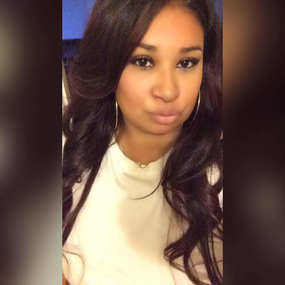 Meet your Posher, Cristina