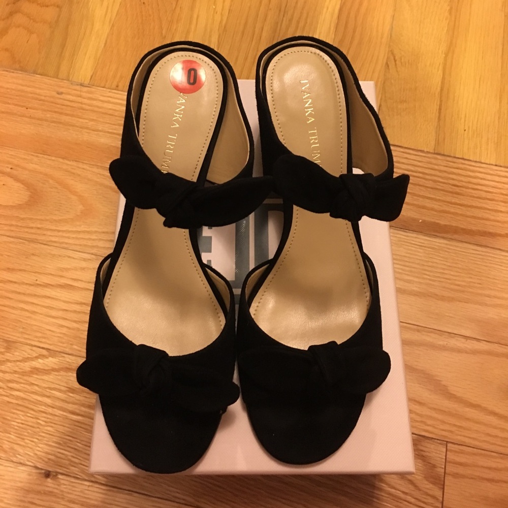 Black Suede Sandal 10M