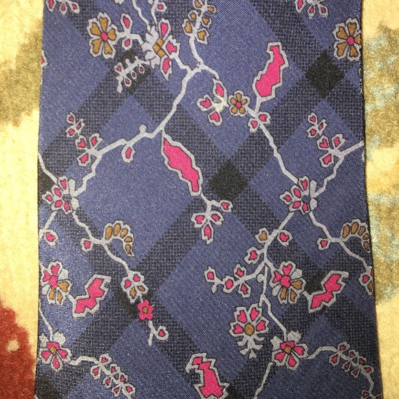 Valentino Cravatte Tie - Picture 2 of 3