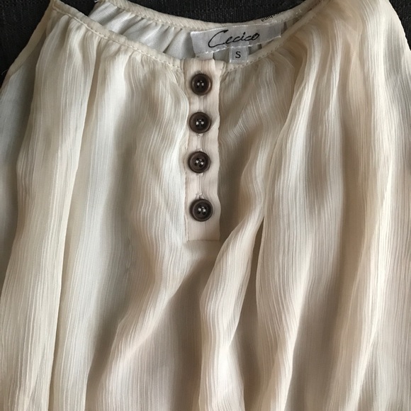 Dress - Picture 5 of 5