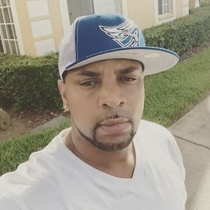 Meet your Posher, Lloyd