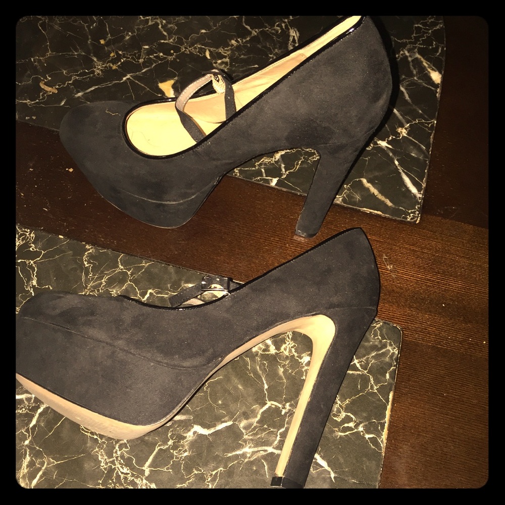 ELLE PLATFORM 4 inch heels.