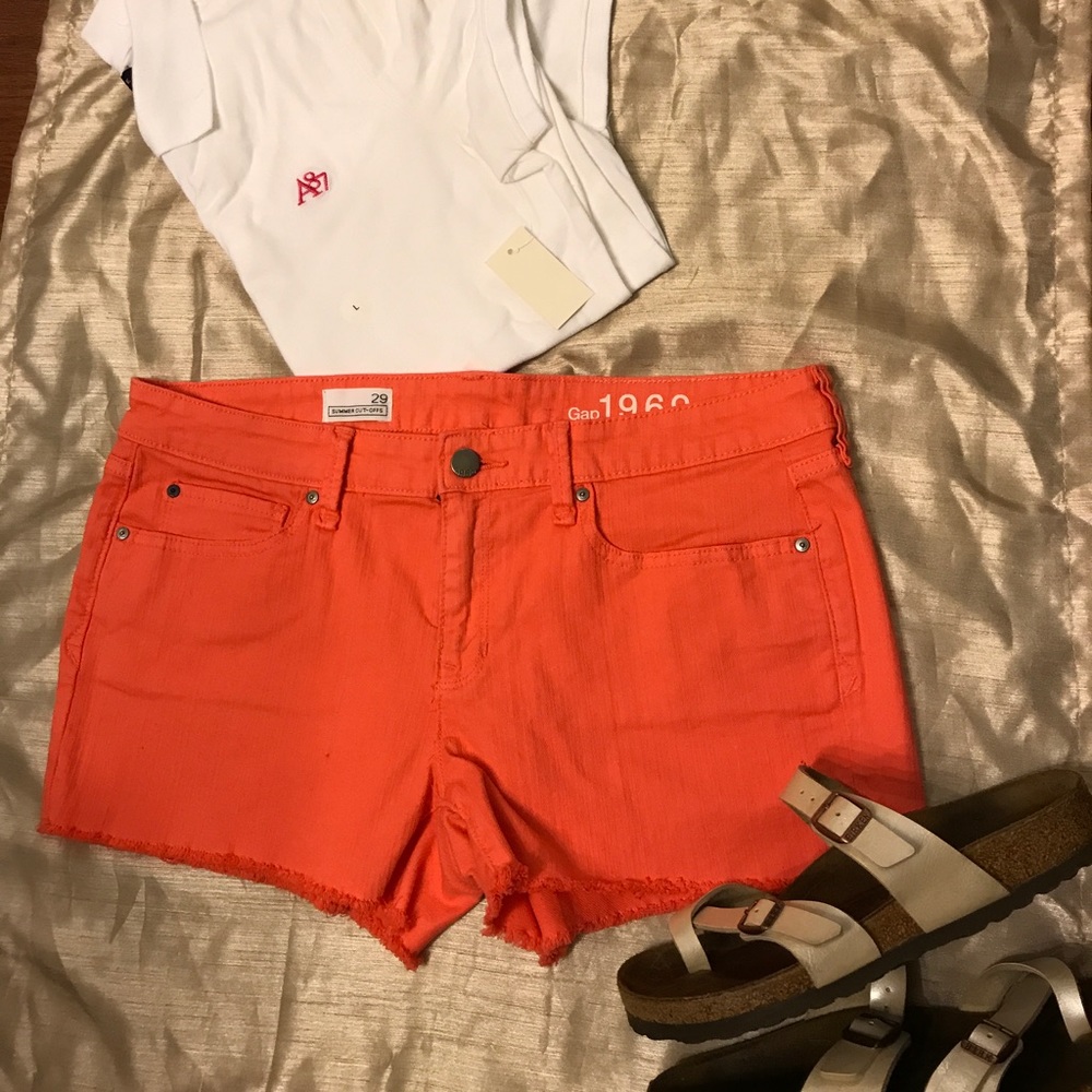 New Gap Shorts-Coral color